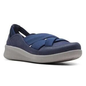 CLARKS Cloudsteppers Sillian 2.0 Star Loafer Navy NEW Size 9.5  M Closed Toe